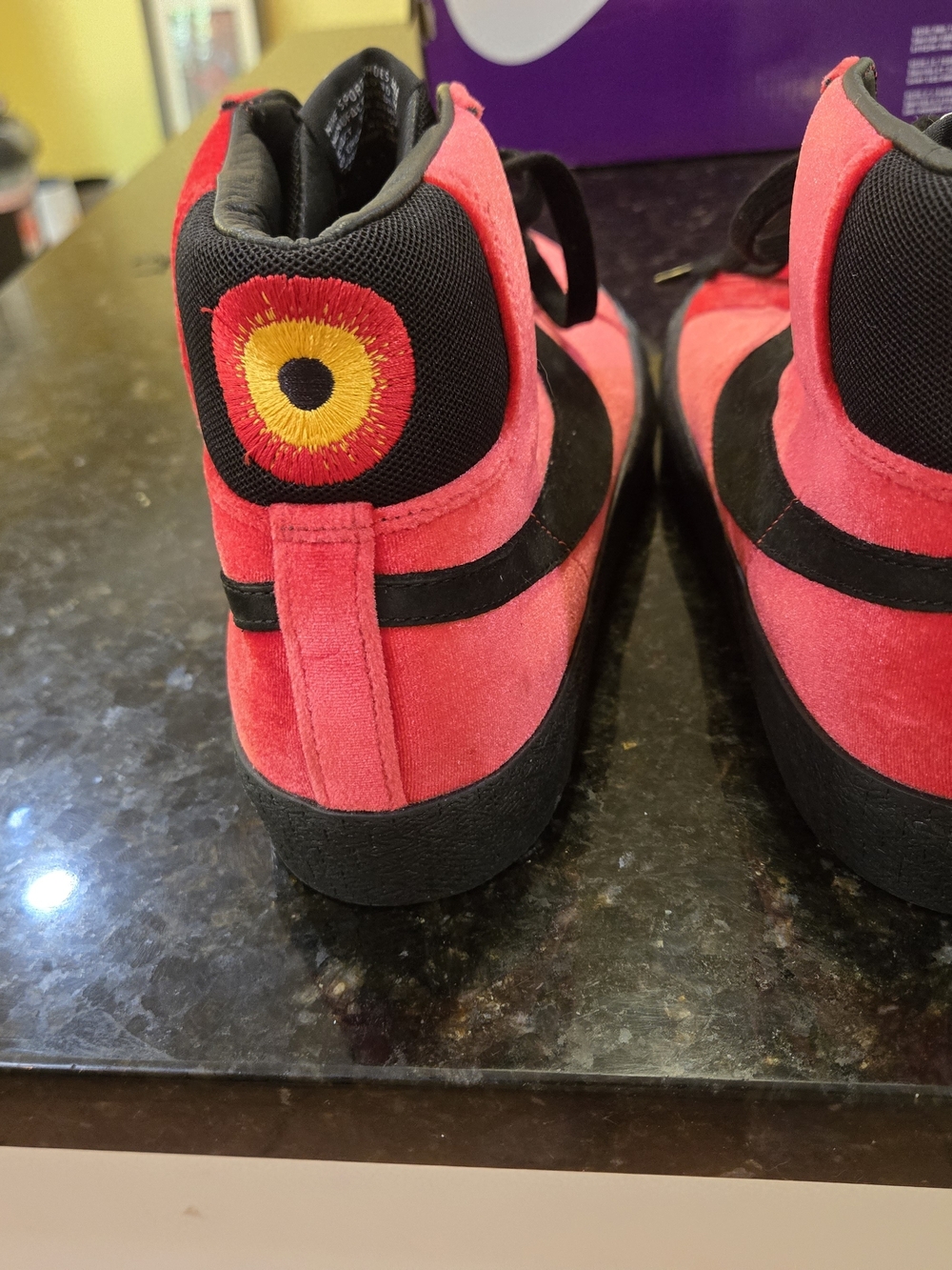 Nike Red and Black Suede NIKE SB FLIGHT NEW With TAGS-BOX High-Top Sneakers - Picture 3 of 3